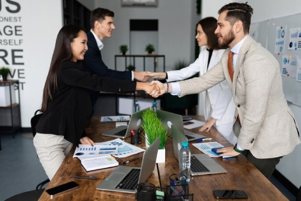 Start Your 2026 Business Journey with Ease​