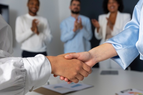 Arabian Wingz: Leading Business Setup Consultancy Firm in the UAE​