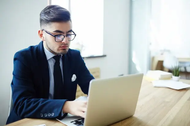 Get Expert Support Benchmarking Reporting in UAE