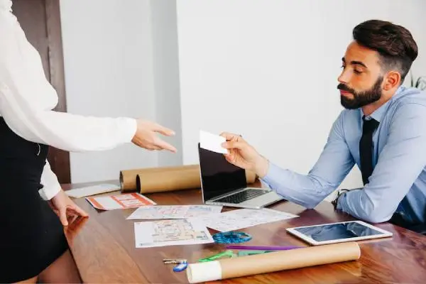 Common Mistakes to Avoid in UAE Company Liquidation