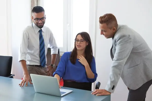 How Arabian Wingz Supports Your SRTIP Company Setup