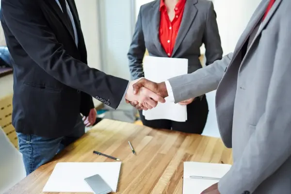 Why Choose Arabian Wingz For UAE Mainland Company Formation​