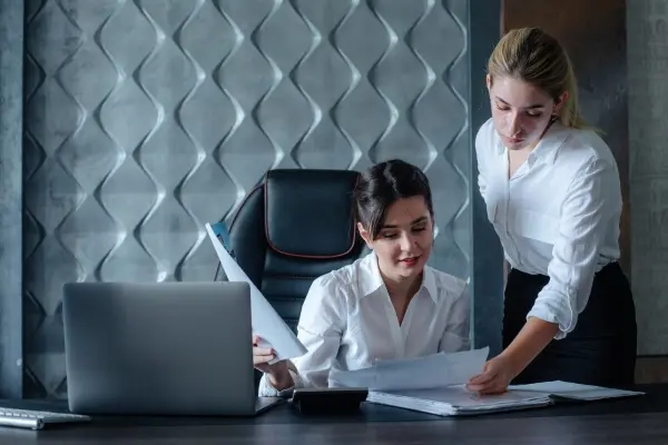 Why-UAE-Businesses-Must-Prepare-for-E-Invoicing-Now