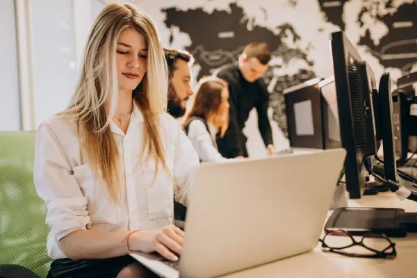 Key Reasons to Choose Arabian Wingz as Your IT Solution Company in Dubai, UAE
